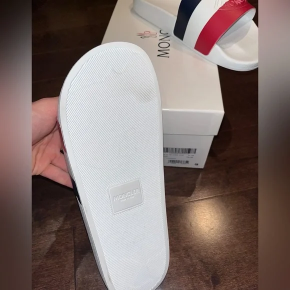 Moncler Slides - Picture 5 of 5